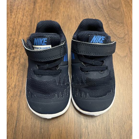 Nike Star Runner Sneakers Infant Size 4 - Picture 1 of 7